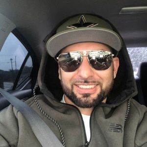 Meet your Posher, Tony